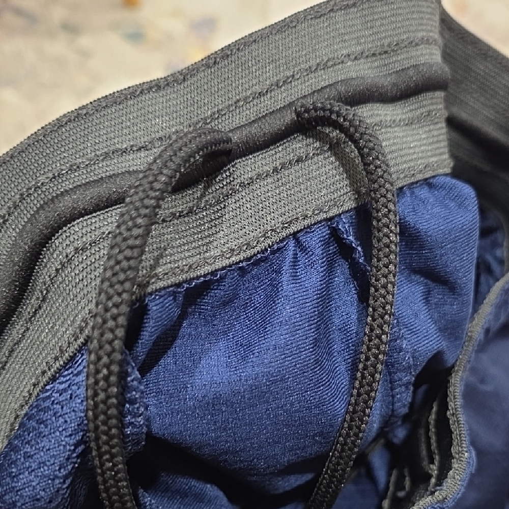 Nike Dark Blue Sports Shorts with White Trim - Picture 13 of 13